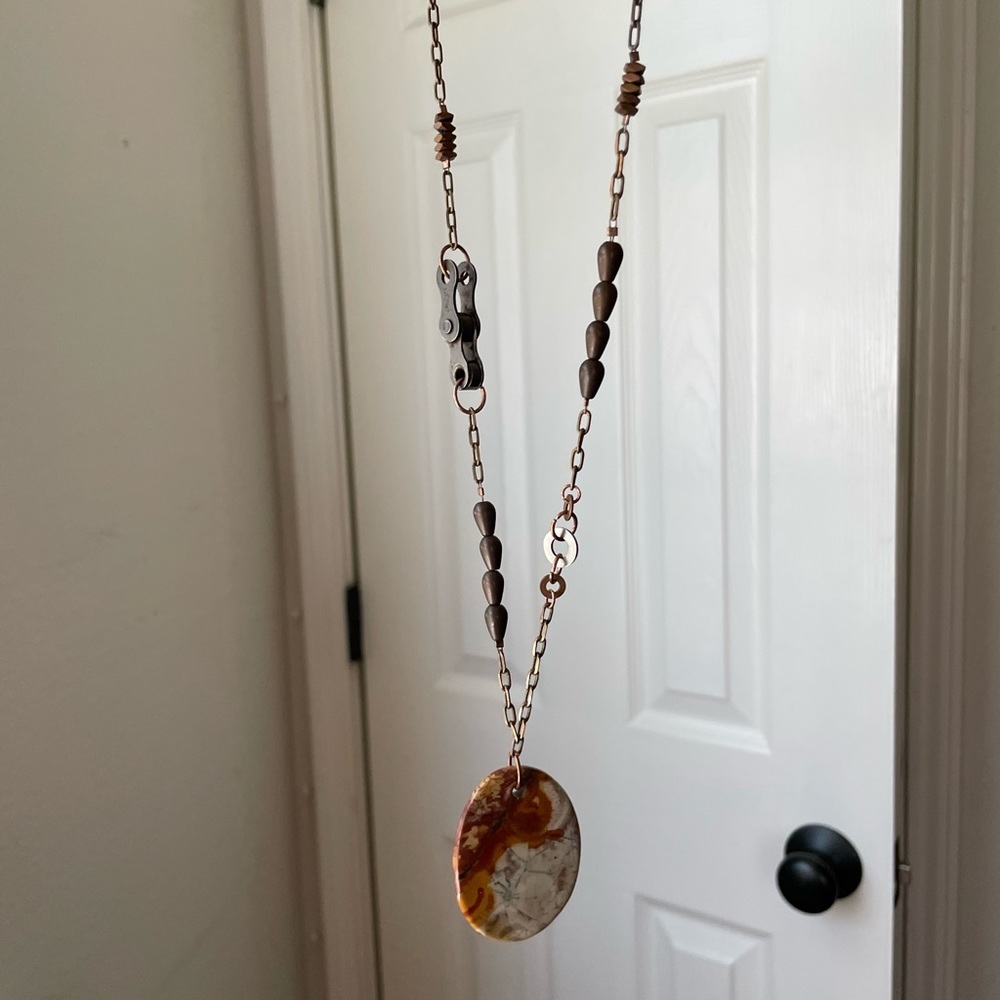 Steampunk bicycle chain necklace with agate stone